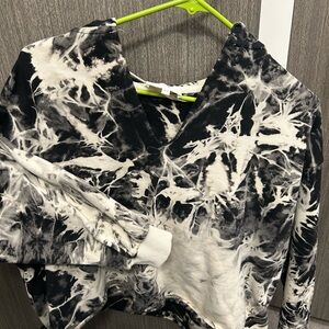 Bohme Tie-Dye Cropped Hoddie
